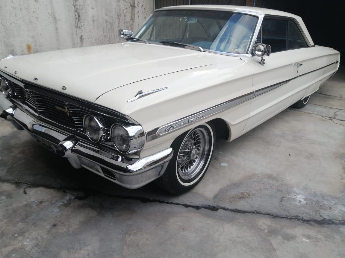 FORD GALAXIE