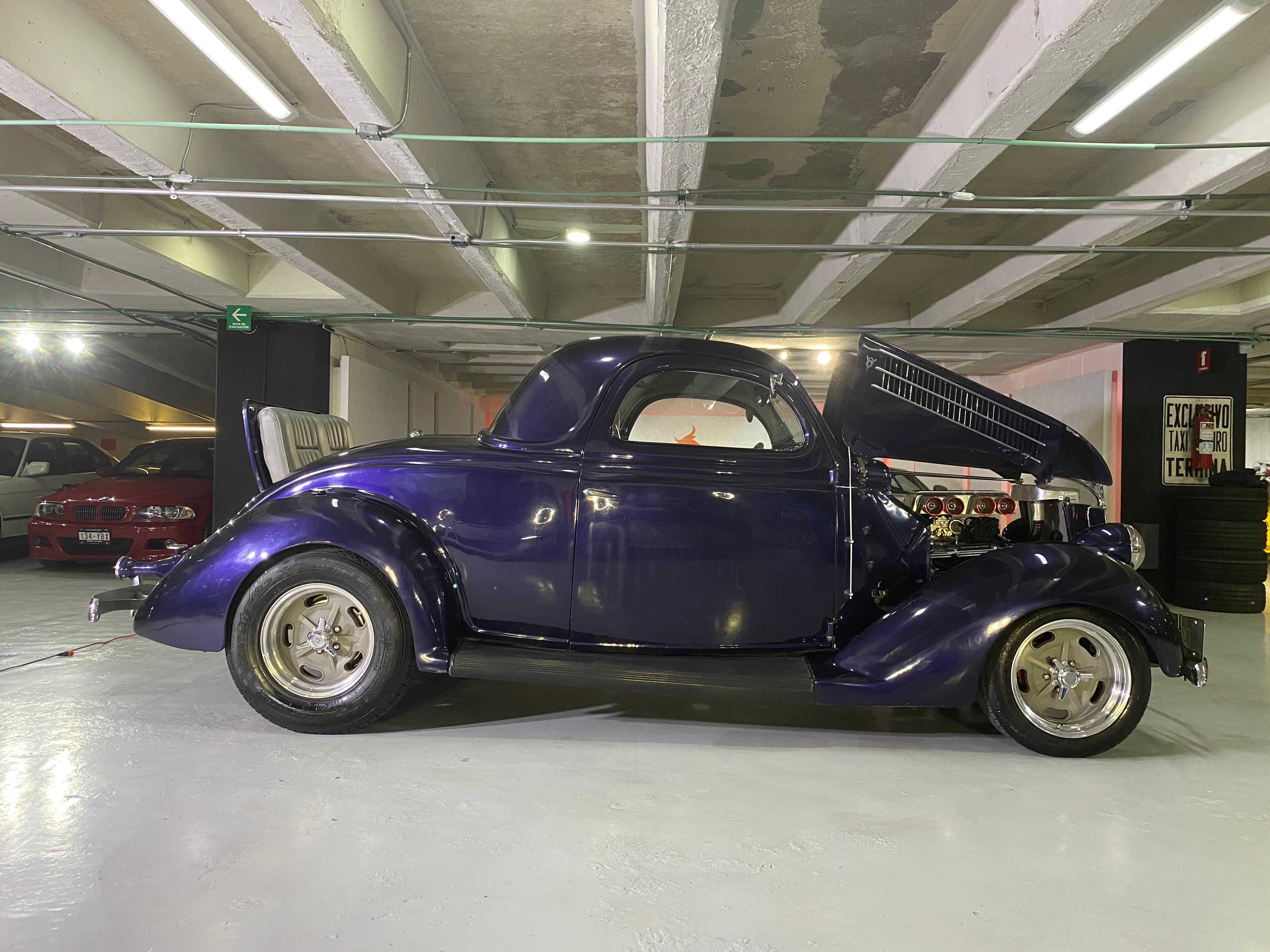 Ford Coupe 3 ventanas