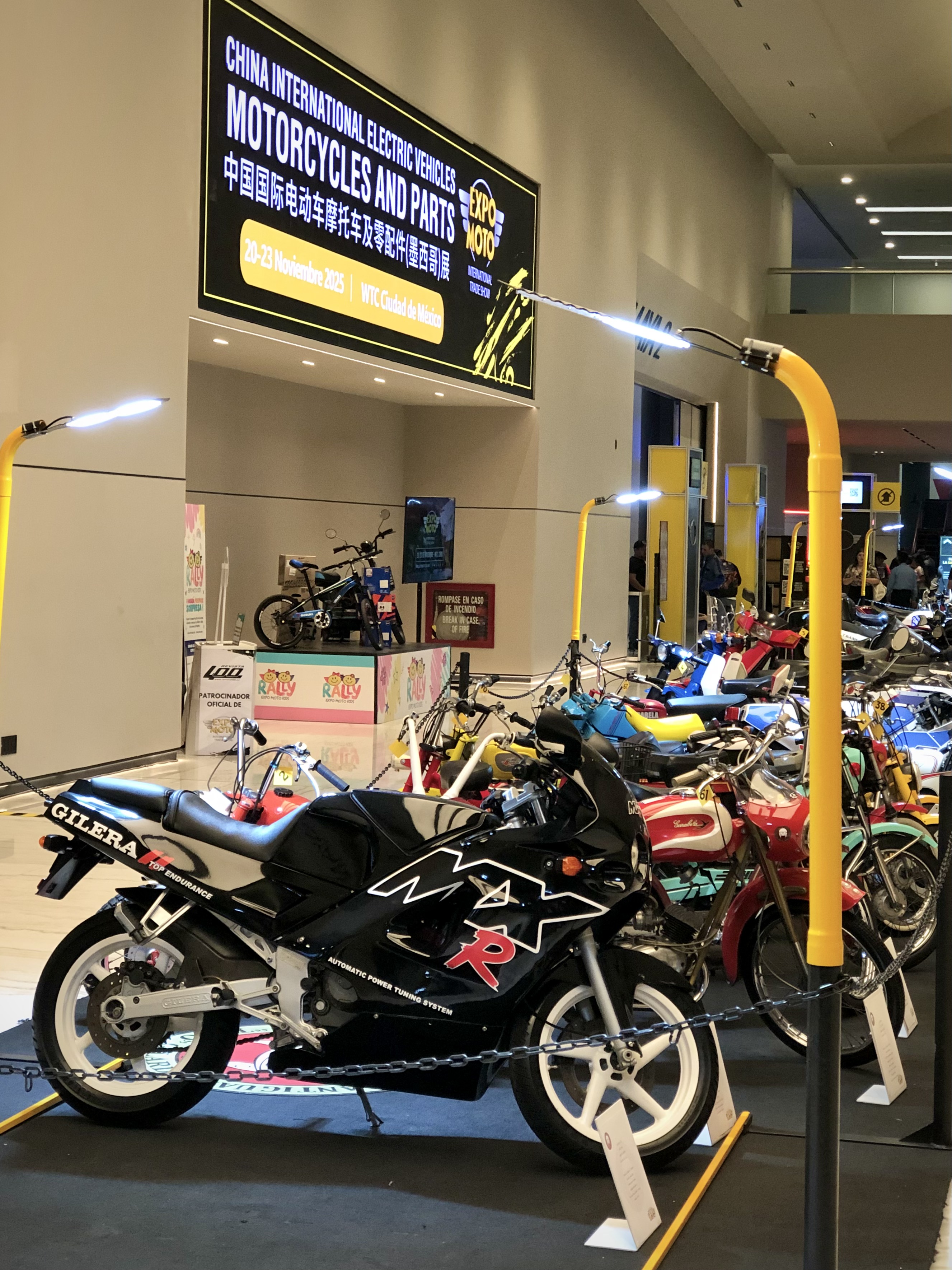 Gilera MXR