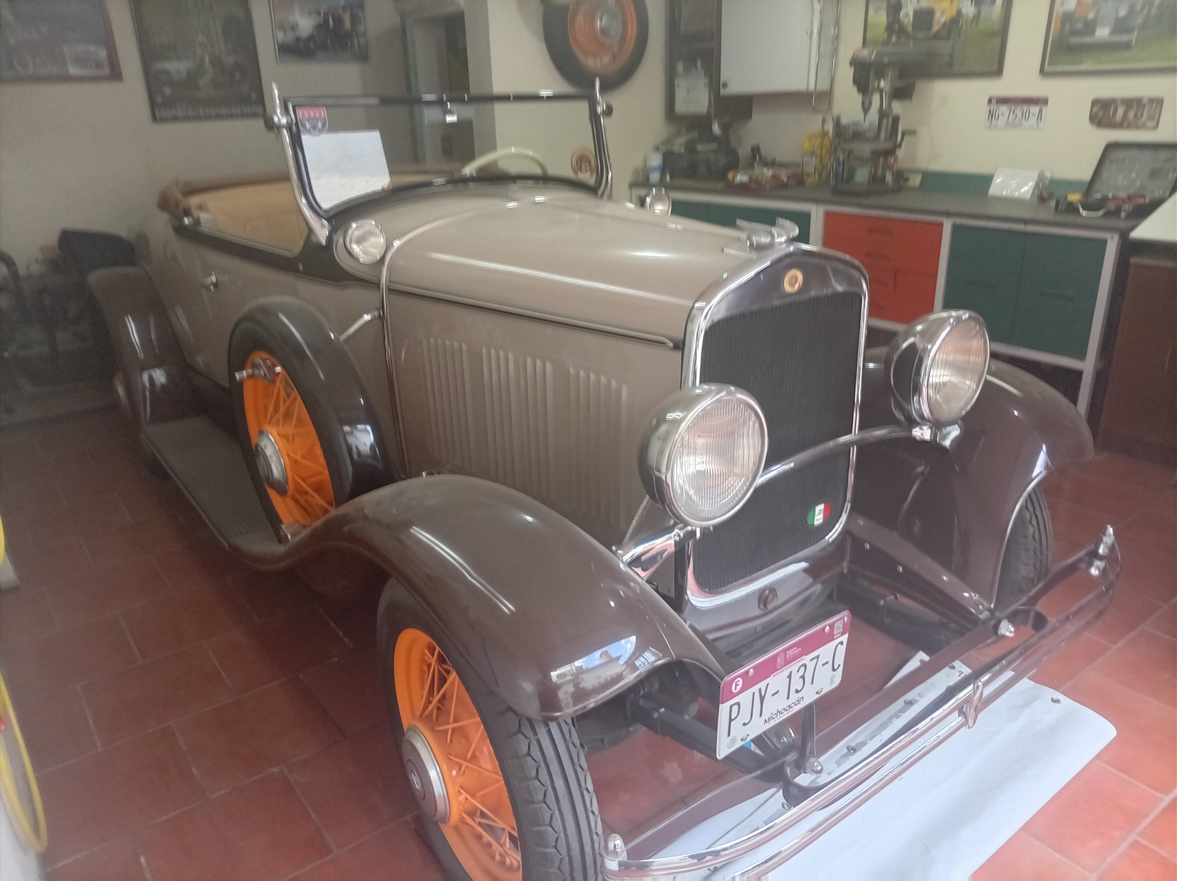 Chrysler Roadster 66