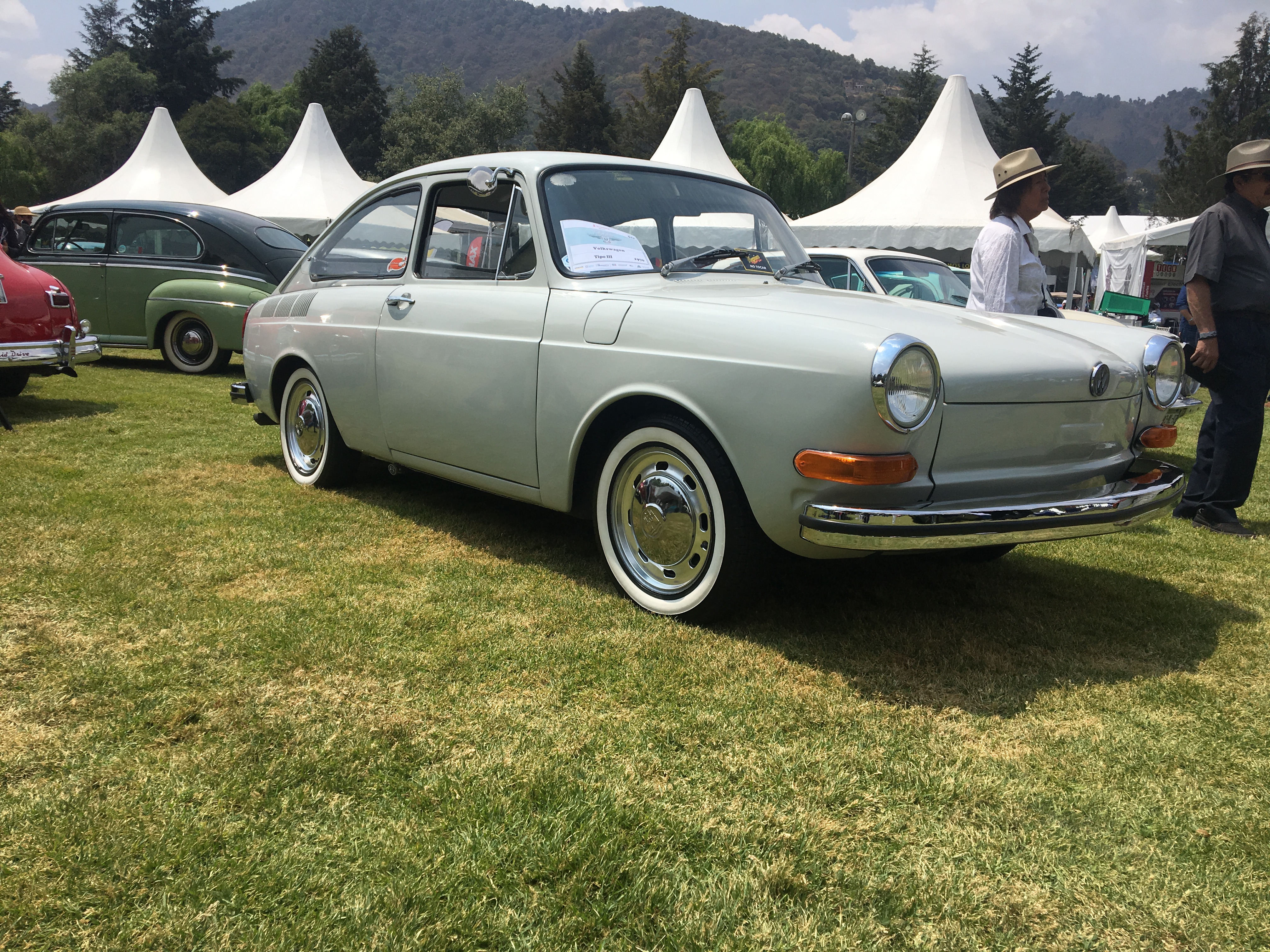 VOLKSWAGEN TYPE 3 FAST BACK