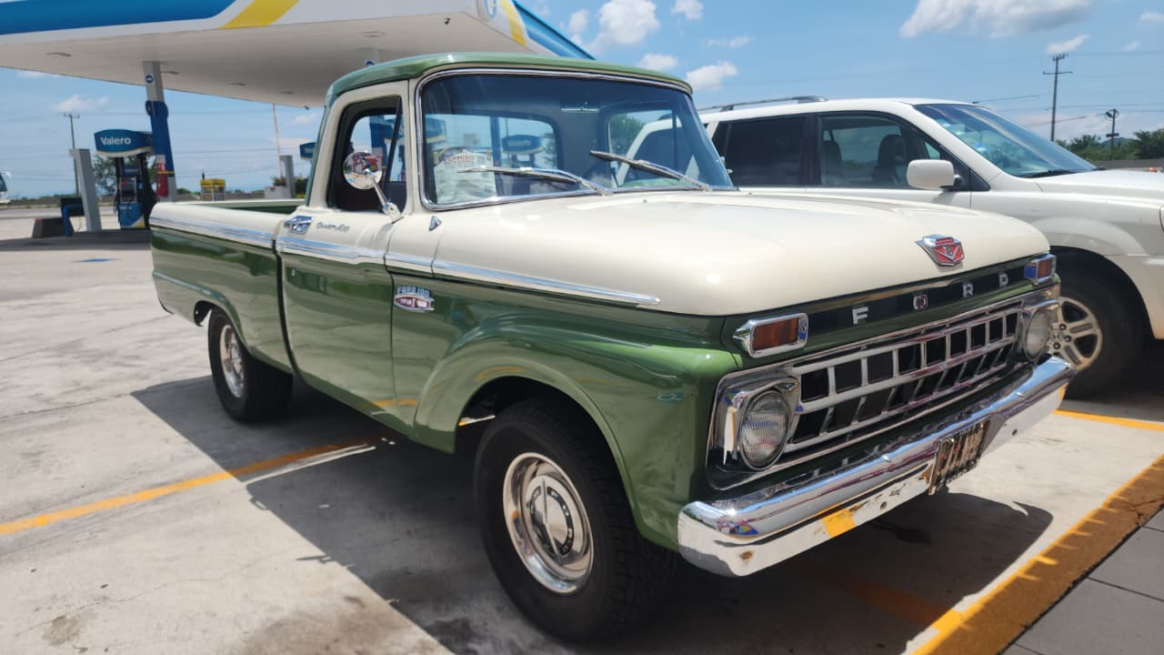 Ford F100