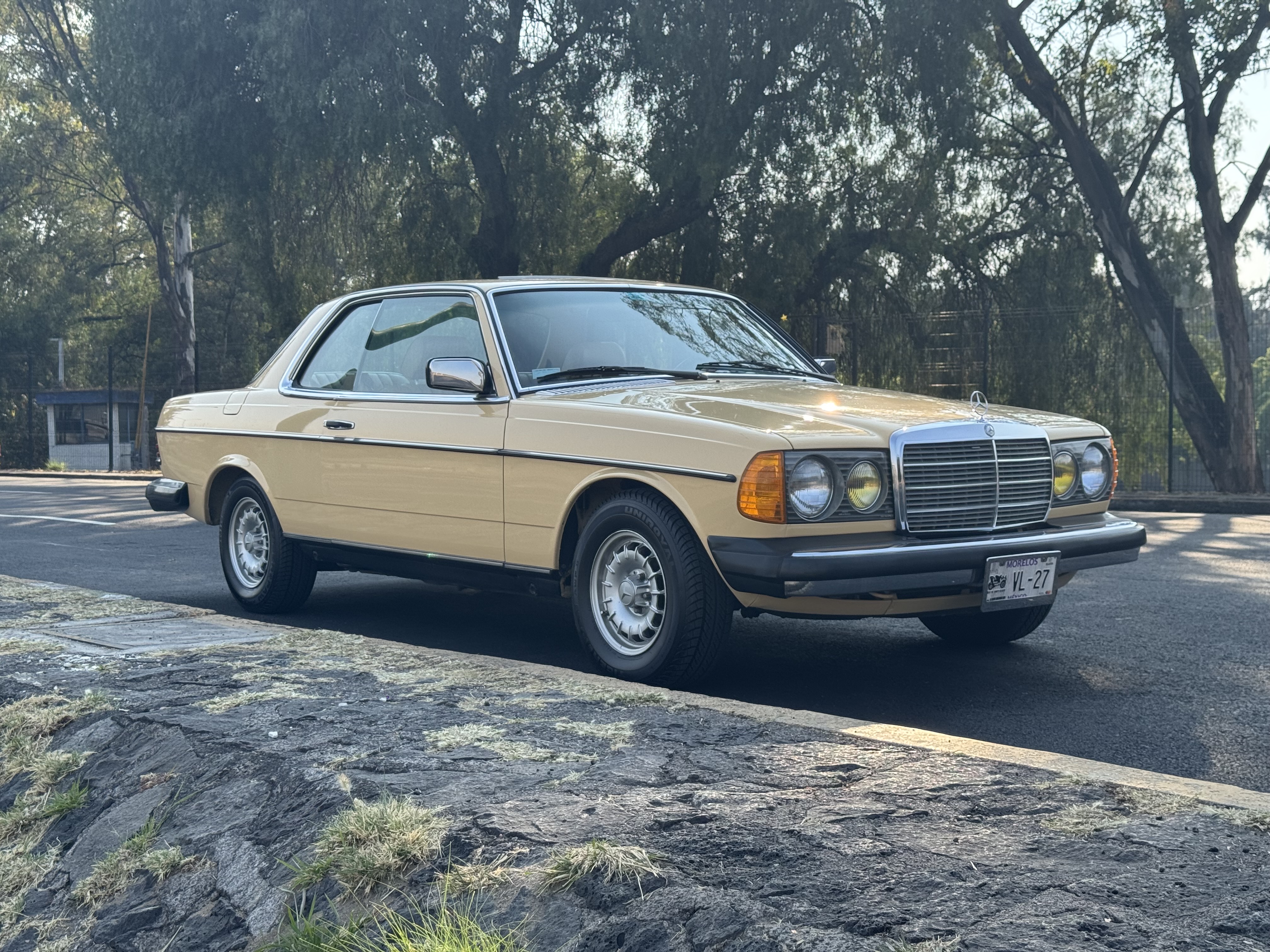 Mercedes benz 280 CE