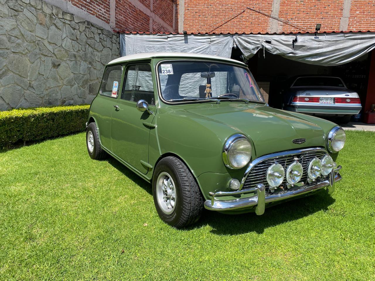 MORRIS MINI