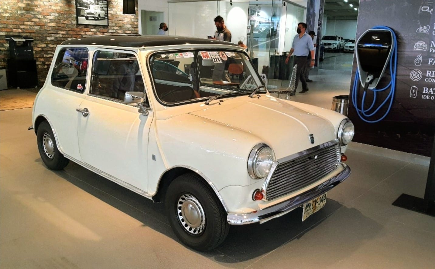 Mini British Leyland