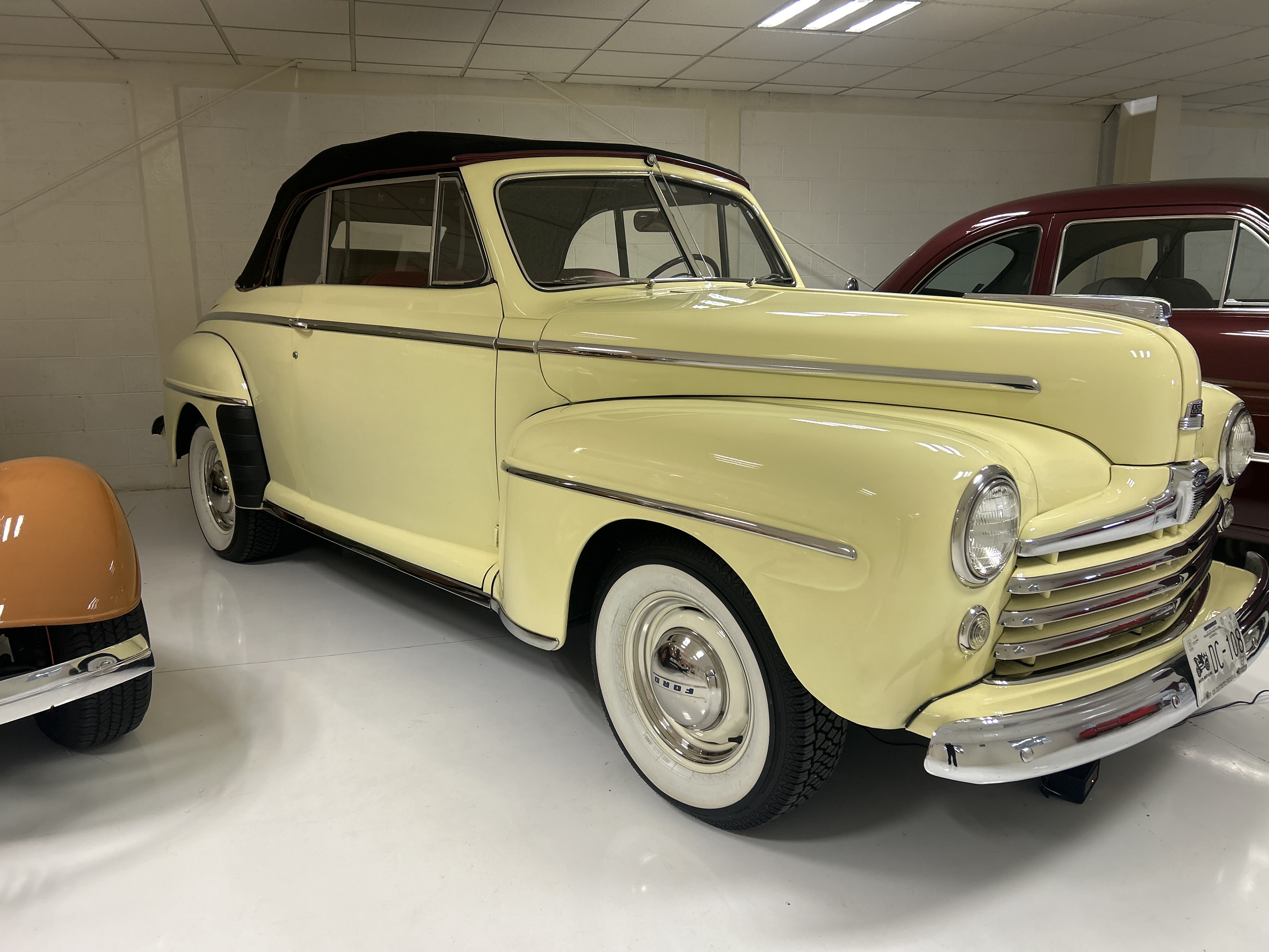 Ford Súper Deluxe convertible