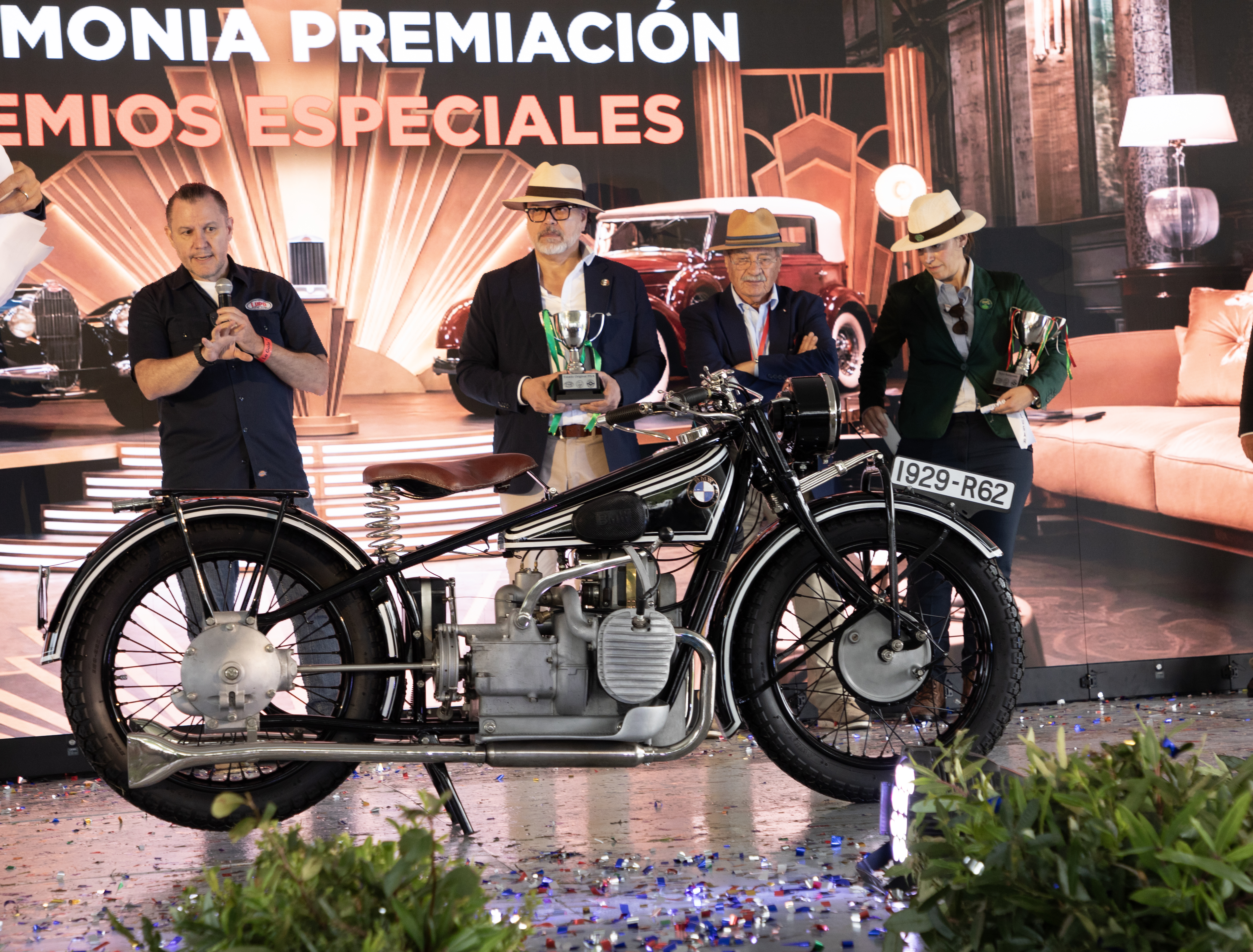 BEST OF SHOW - BMW R62 1929